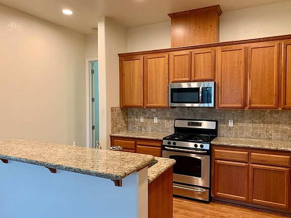 4th image of 1530 Jodi Dr