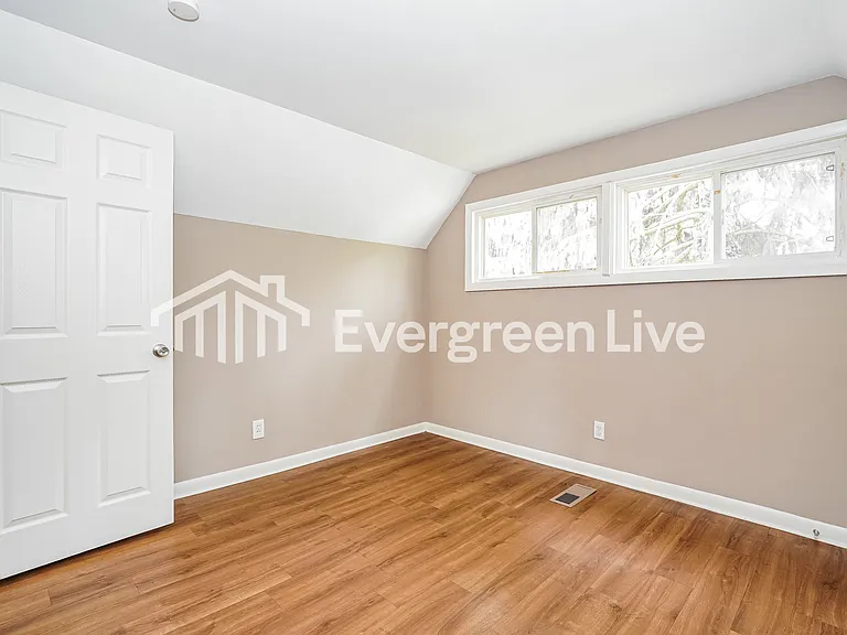 2448 Dawnlight Ave — Photo 13
