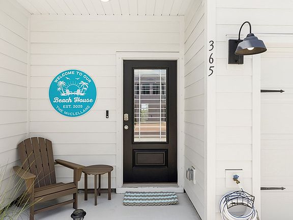 3rd image of 365 Salt Creek Ln