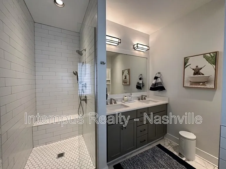 928 Southside Pl — Photo 29