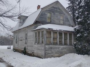 382 N Bridge St, Manawa, WI 54949