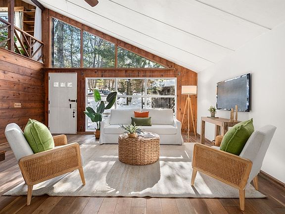 3rd image of 77 Old County Rd