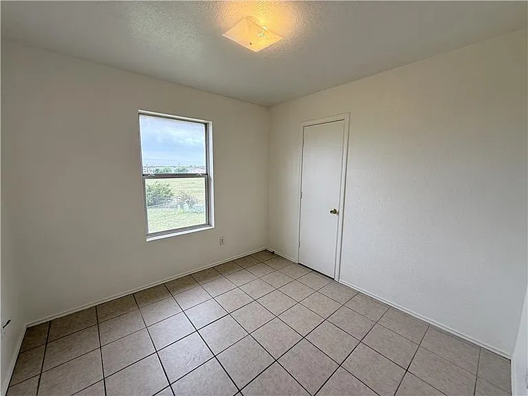 1210 Industrial Blvd #A — Photo 15
