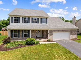 559 Rivers Edge Dr, Minooka, IL 60447