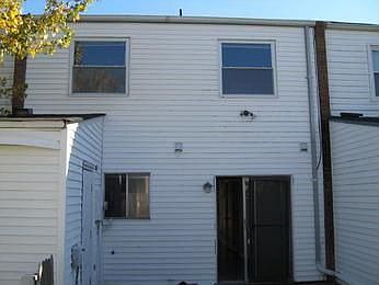 4th image of 1217 Warwick Dr