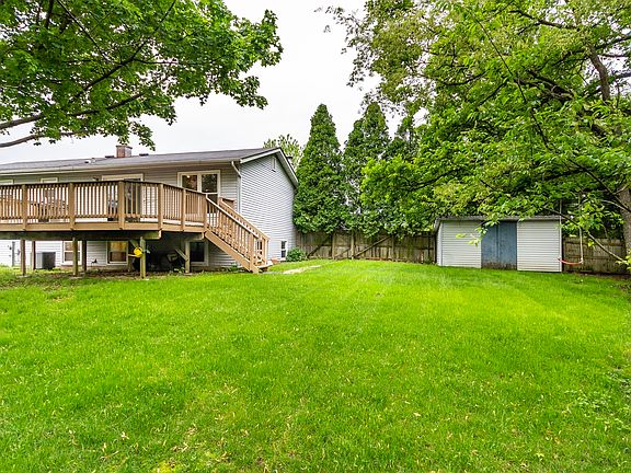 5th image of 317 Charlestown Dr