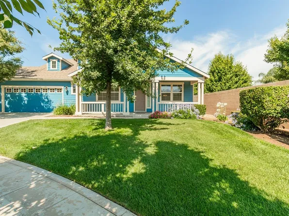 2207 N Sheldon Ct, Reedley, CA 93654