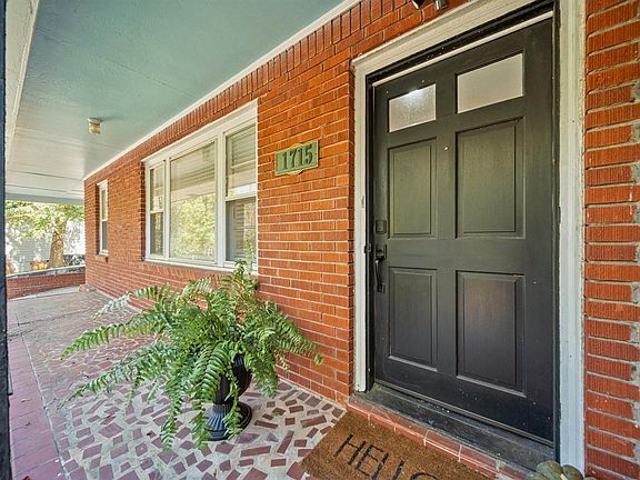 2nd image of 1715 Gilvie Ave