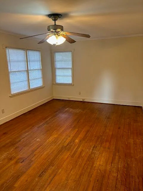3 bed, 1.5 bath, 1202 sqft, $1,100 — Photo 4