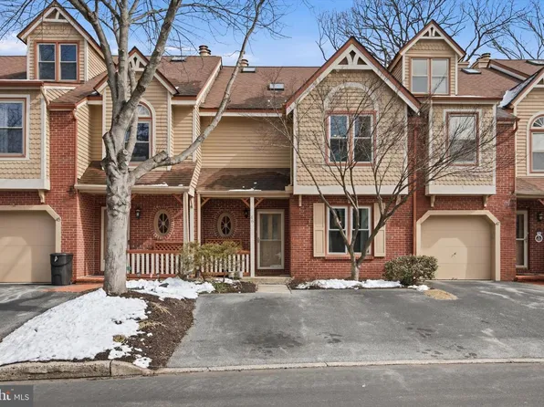 46 Main St, Chesterbrook, PA 19087