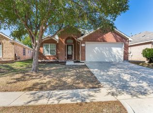 8501 Ranch Hand Trl, Fort Worth, TX 76131