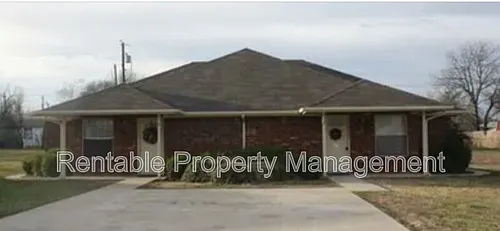 1104 Turkey Creek Ct #B Photo 1