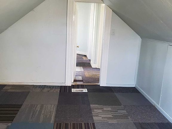 3rd image of 1404 N Harrison St #2