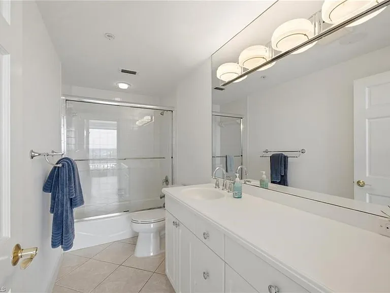 60 Seagate Dr #1606 — Photo 25