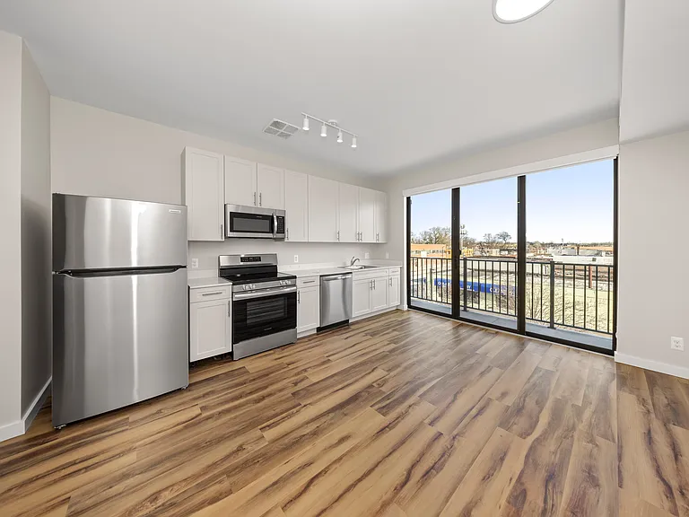 16530 E Warren Ave #307 — Photo 14