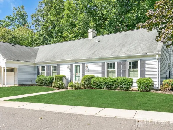 680A Yarborough Way S, Monroe Township, NJ 08831