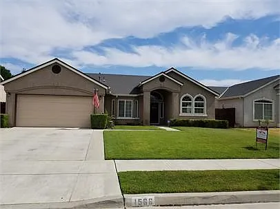 1566 Persimmon St Photo 1 1566 Persimmon St Photo 1