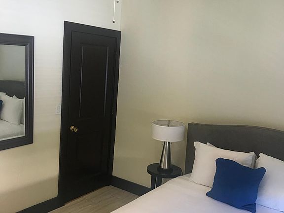 2nd image of 1330 Pennsylvania Ave #313