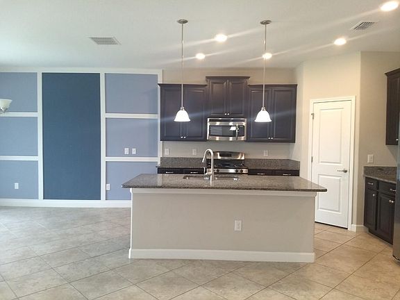 2nd image of 952 Terra Vista St