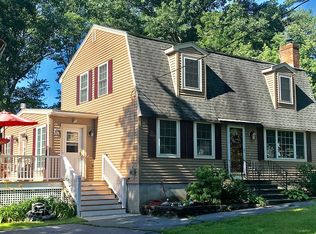 35 Emery Rd, Townsend, MA 01469