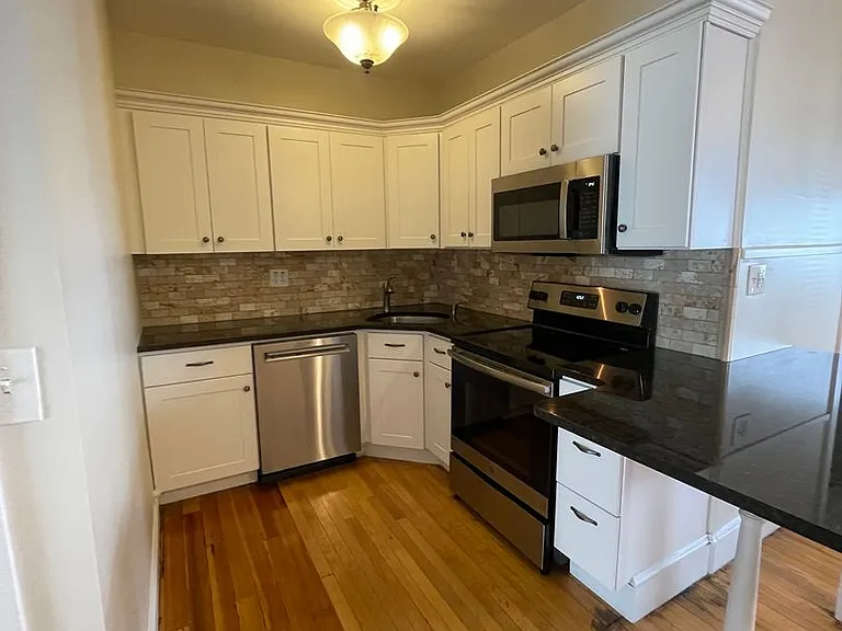 669 Chestnut St — Photo 26