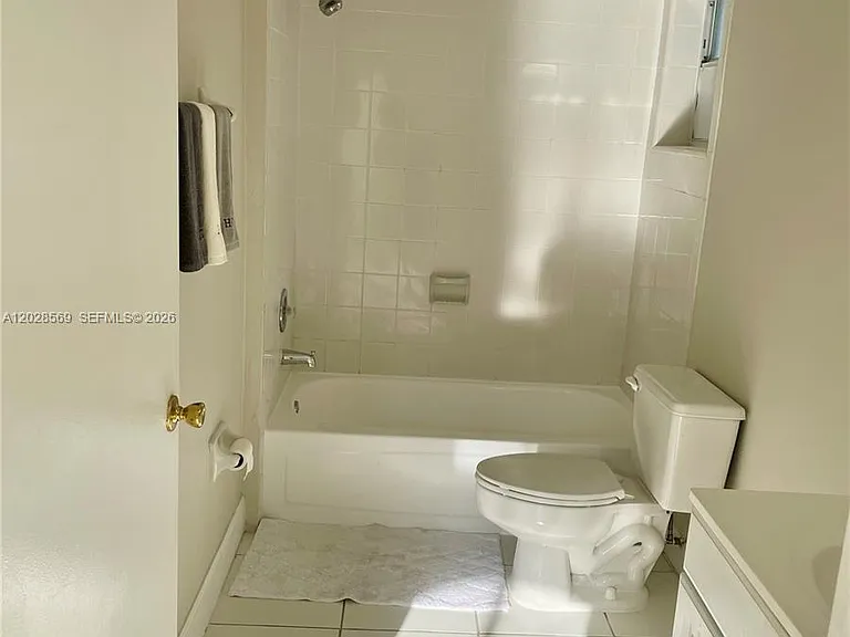 11050 SW 152nd Ct — Photo 6