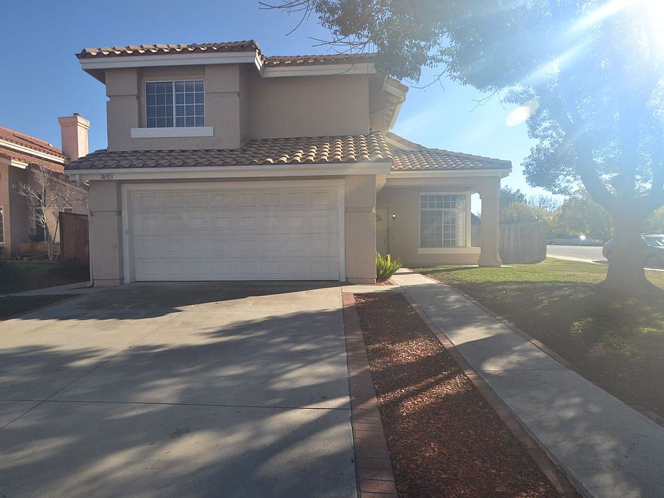 1st image of 34903 Shadowwood Dr
