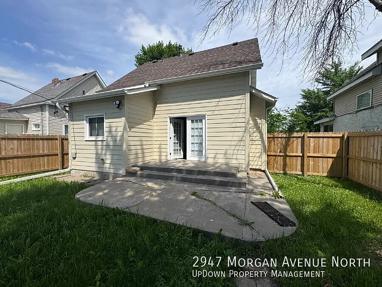 2947 Morgan Ave N — Photo 14