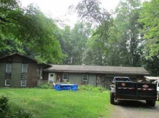 2825 S Sandstone Rd, Jackson, MI 49201