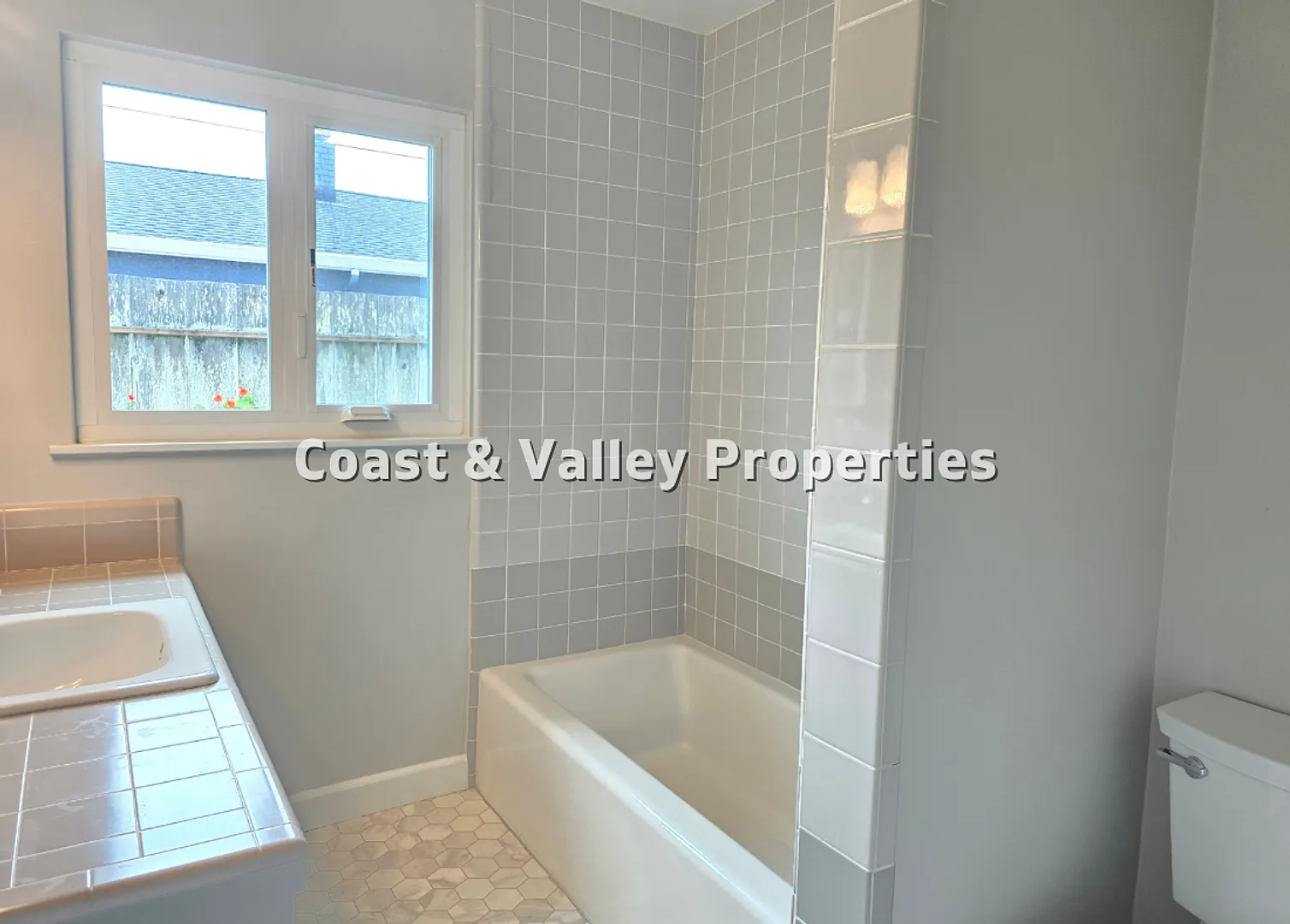 Ocean View Coastal Retreat in the Heart of Pacific Grove — Photo 2