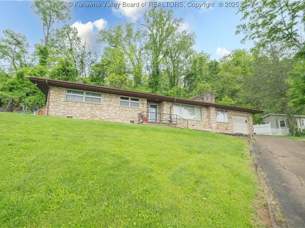 2611 Larwood Dr, Charleston, WV 25302