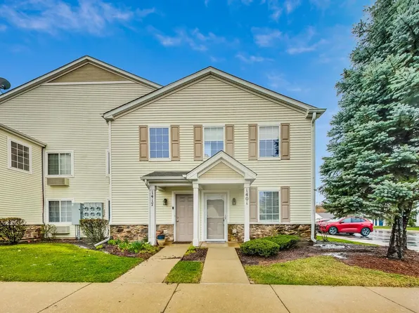1401 Silverstone Dr #1401, Carpentersville, IL 60110