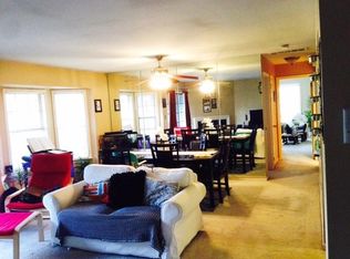 1011 Woodhaven Dr, Edison, NJ