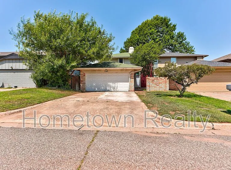 7301 Edenborough Dr — Photo 1