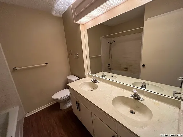 4526 Maybrook Woods — Photo 18
