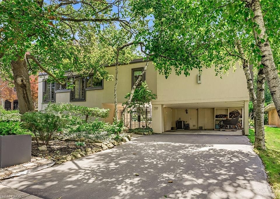 1st image of 79 Amelia St