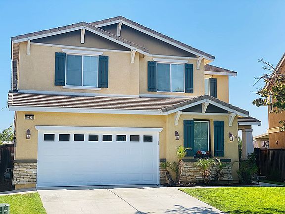2nd image of 40135 Miriam Way