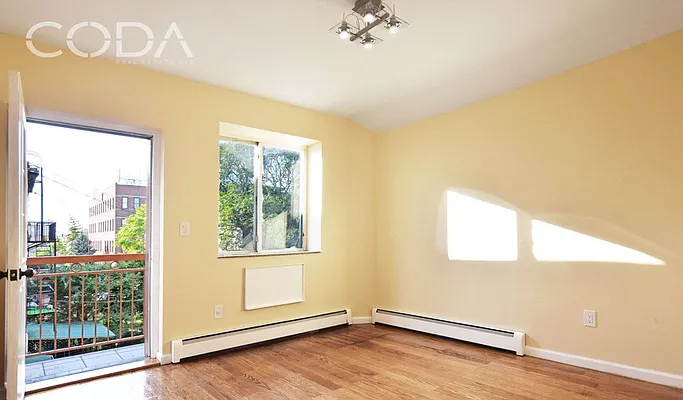 Rented by Coda Real Estate NYC | media 4