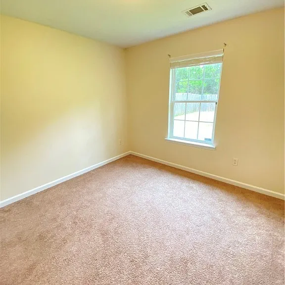 30 Twin Oaks Pl — Photo 13