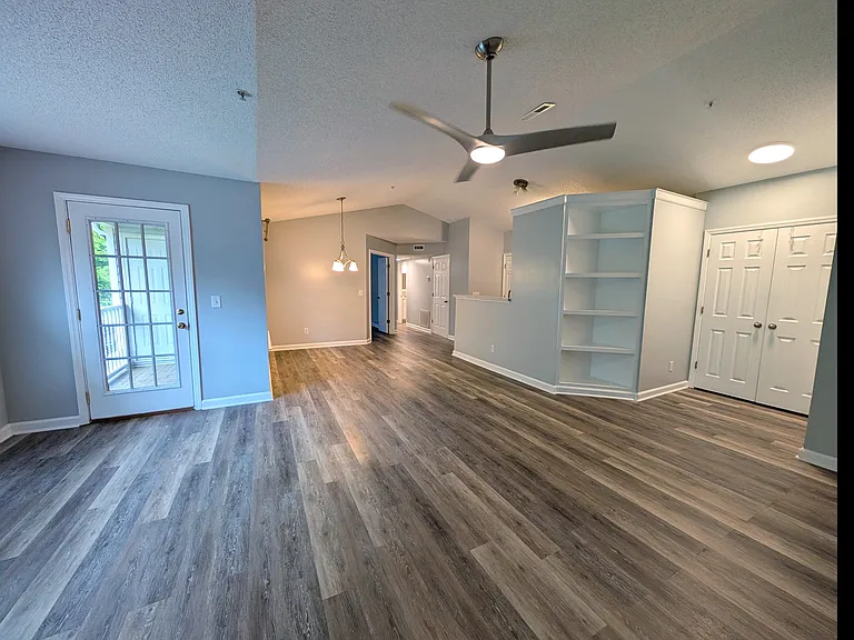132 Rivertree Ln — Photo 8
