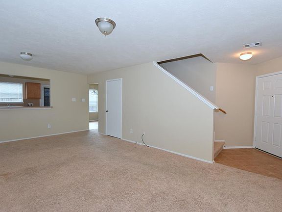 4th image of 12815 Kiev Hills Ln