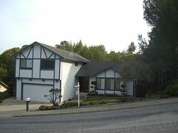 1st image of 2466 Carisbrook Ct