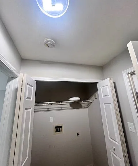 5124 Cynthia Dr — Photo 6