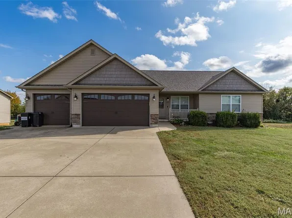 452 Ridge Haven Dr, Farmington, MO 63640