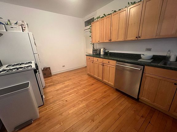 5th image of 4501 N Kimball Ave #1