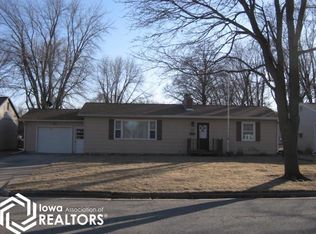 907 3rd Ave NW, Pocahontas, IA 50574