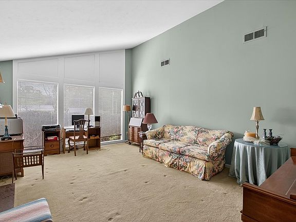 5th image of 2216 Old Bay Springs Rd