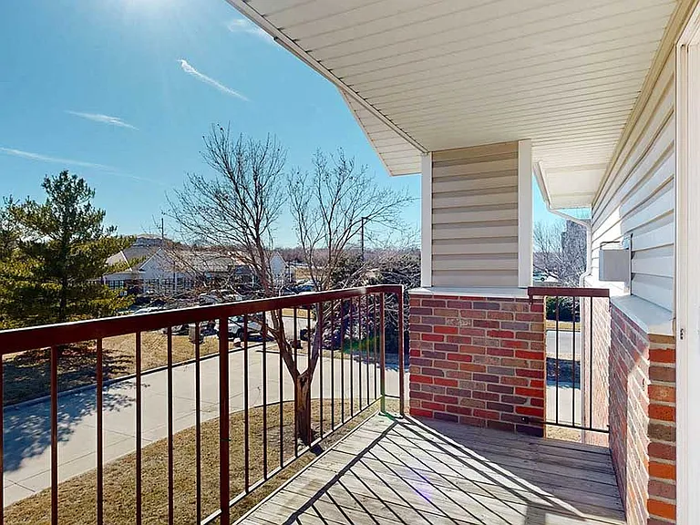 Northbrook Apartments — Photo 316