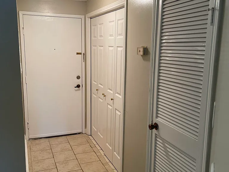 11550 Southfork Ave #212 — Photo 7
