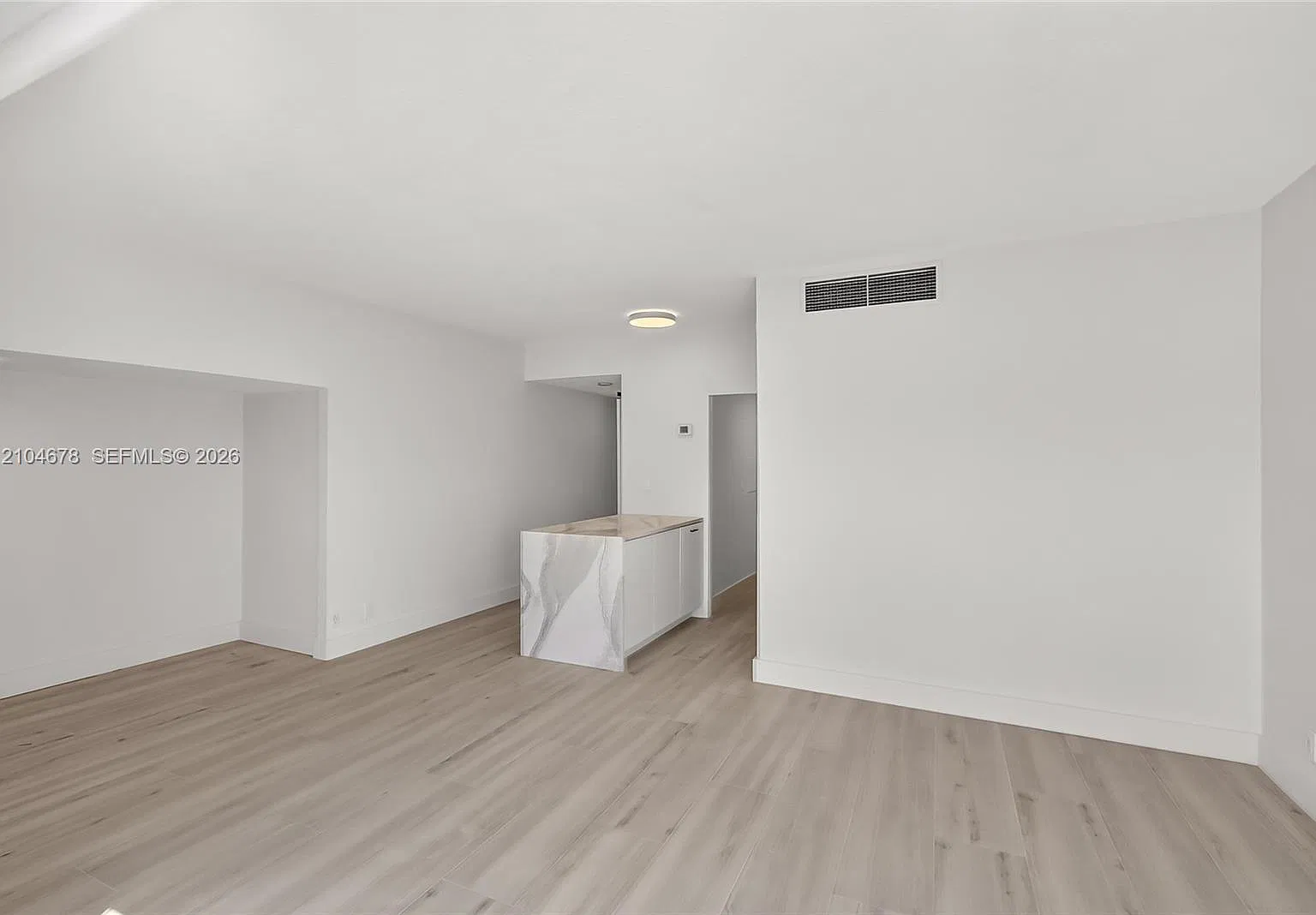 Clipper Condo No 1 — Photo 3